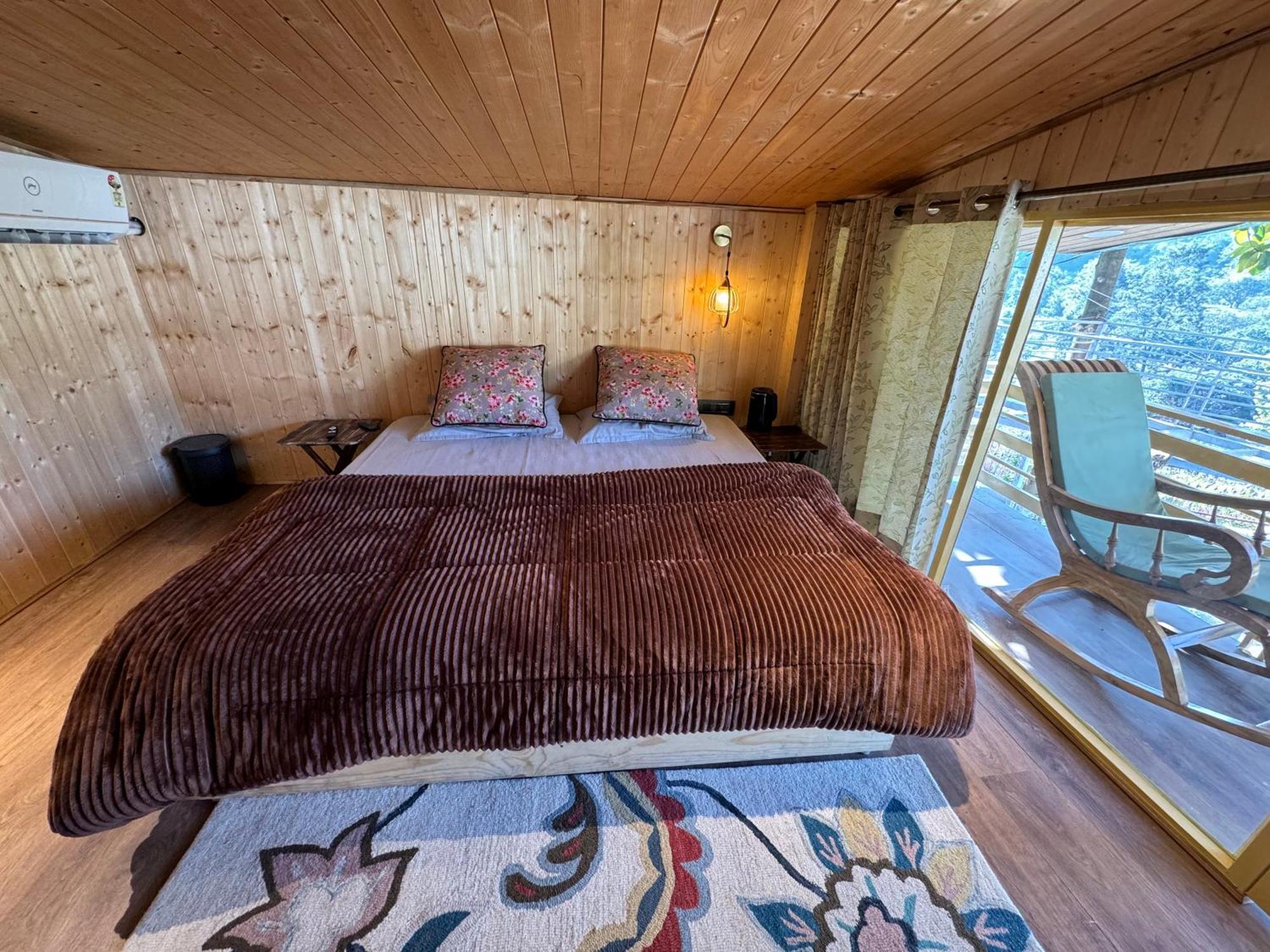 Saraiville- Luxury Riverside Cottages Дехрадун Экстерьер фото