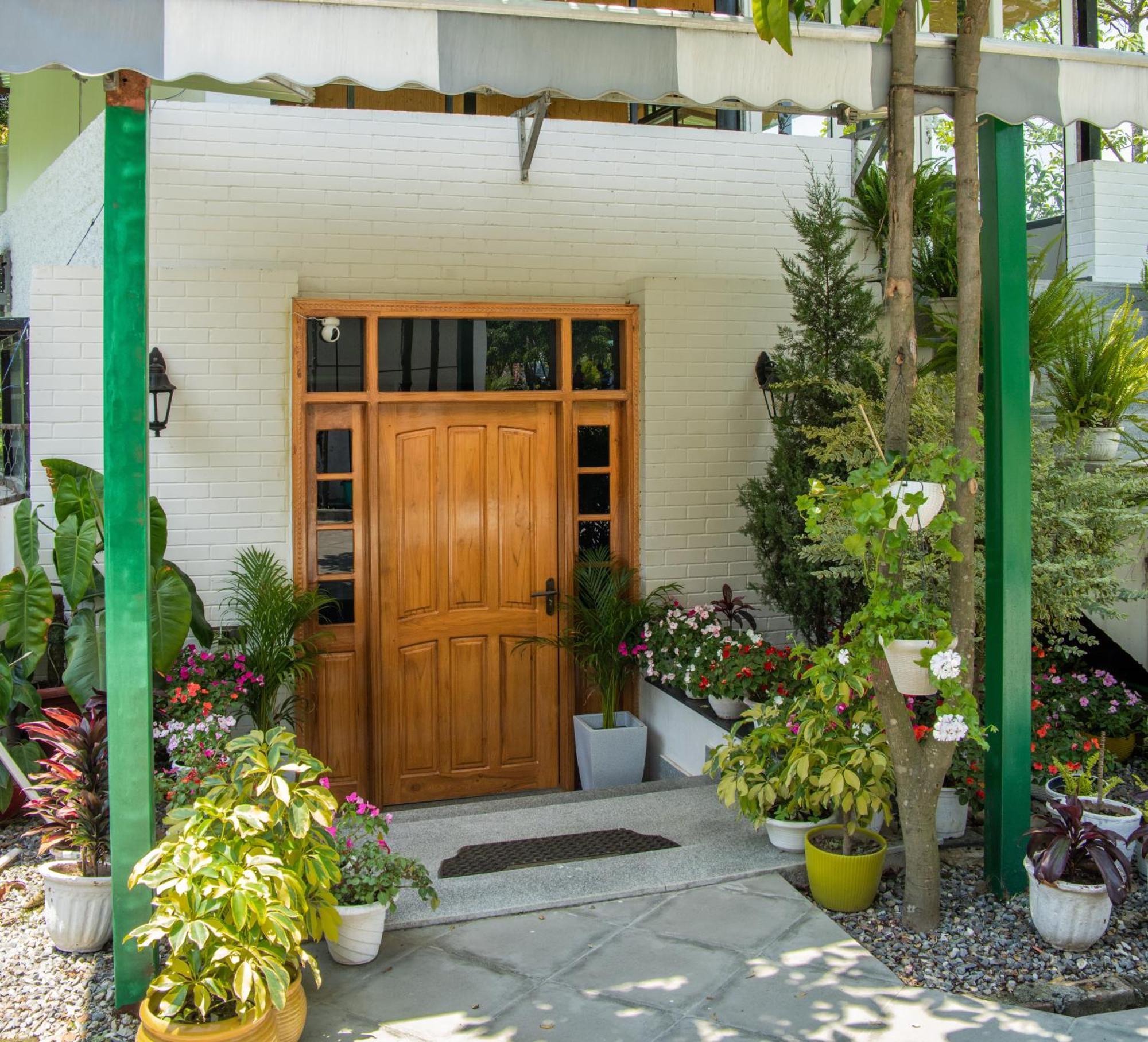 Saraiville- Luxury Riverside Cottages Дехрадун Экстерьер фото