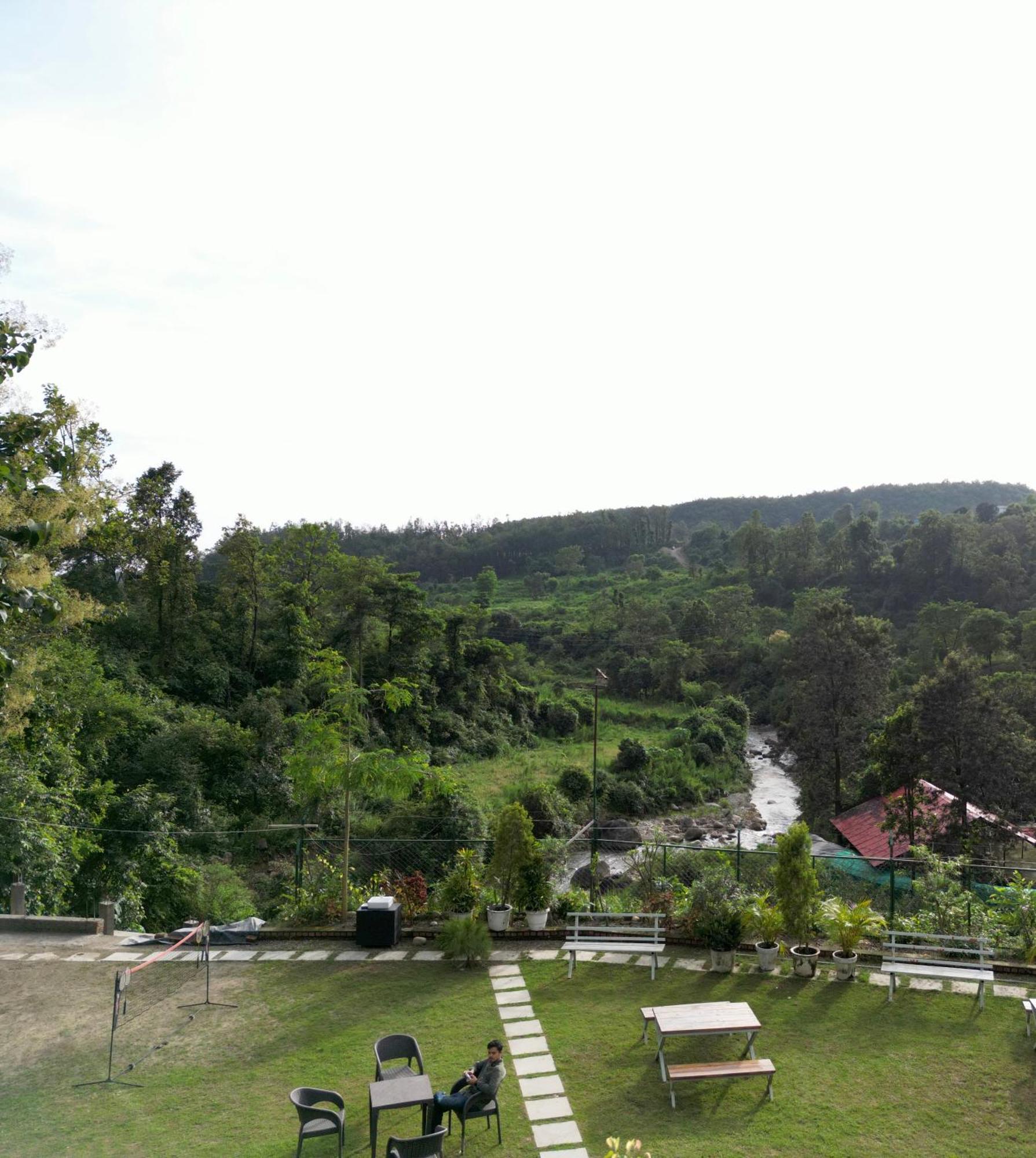 Saraiville- Luxury Riverside Cottages Дехрадун Экстерьер фото