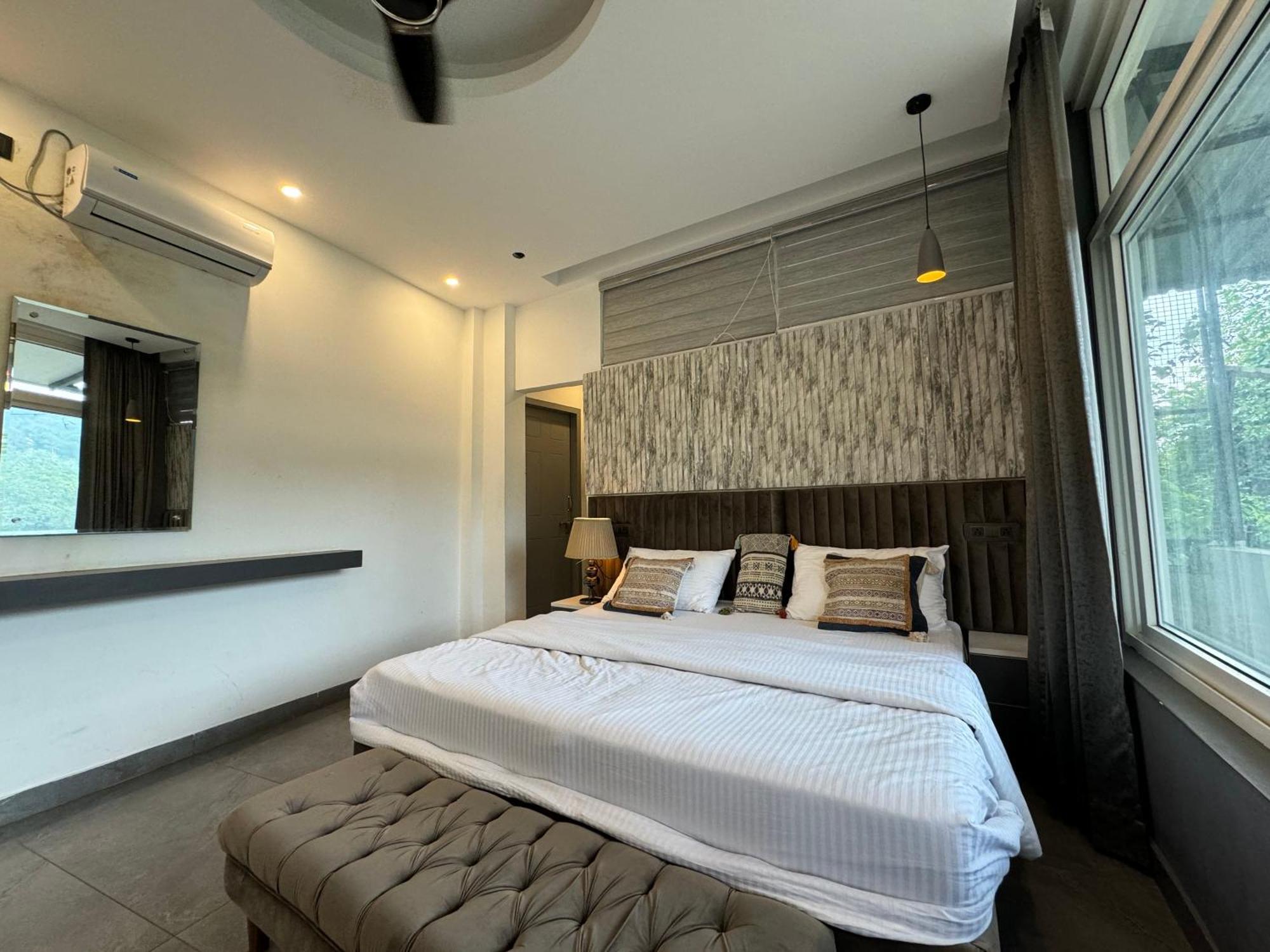 Saraiville- Luxury Riverside Cottages Дехрадун Экстерьер фото