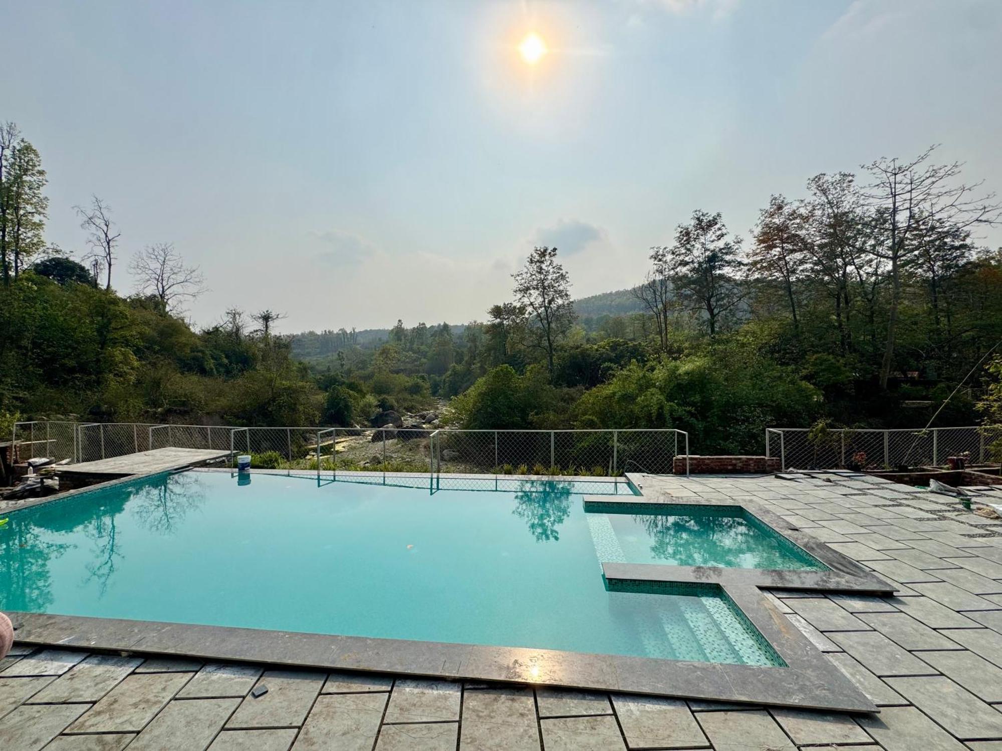 Saraiville- Luxury Riverside Cottages Дехрадун Экстерьер фото